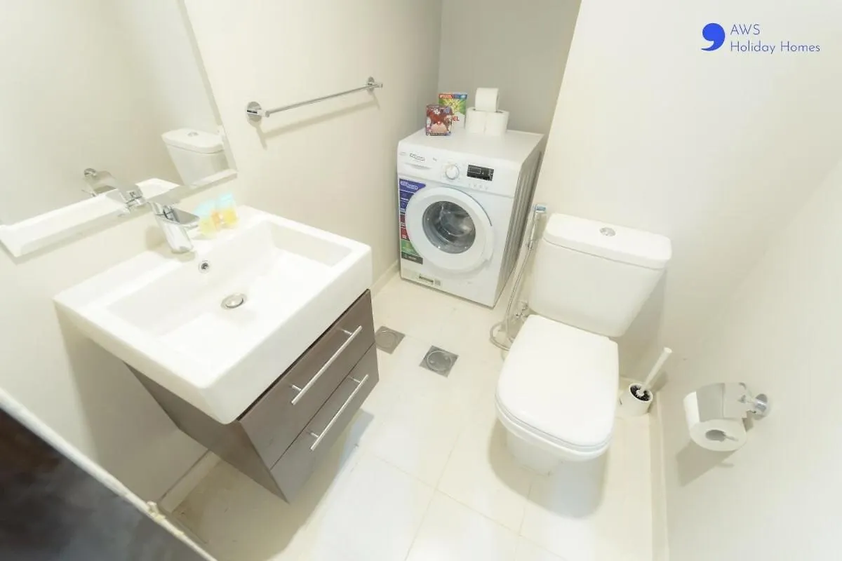 Aws Holiday Homes - Elegant Townhouse With Garden Dubai United Arab Emirates