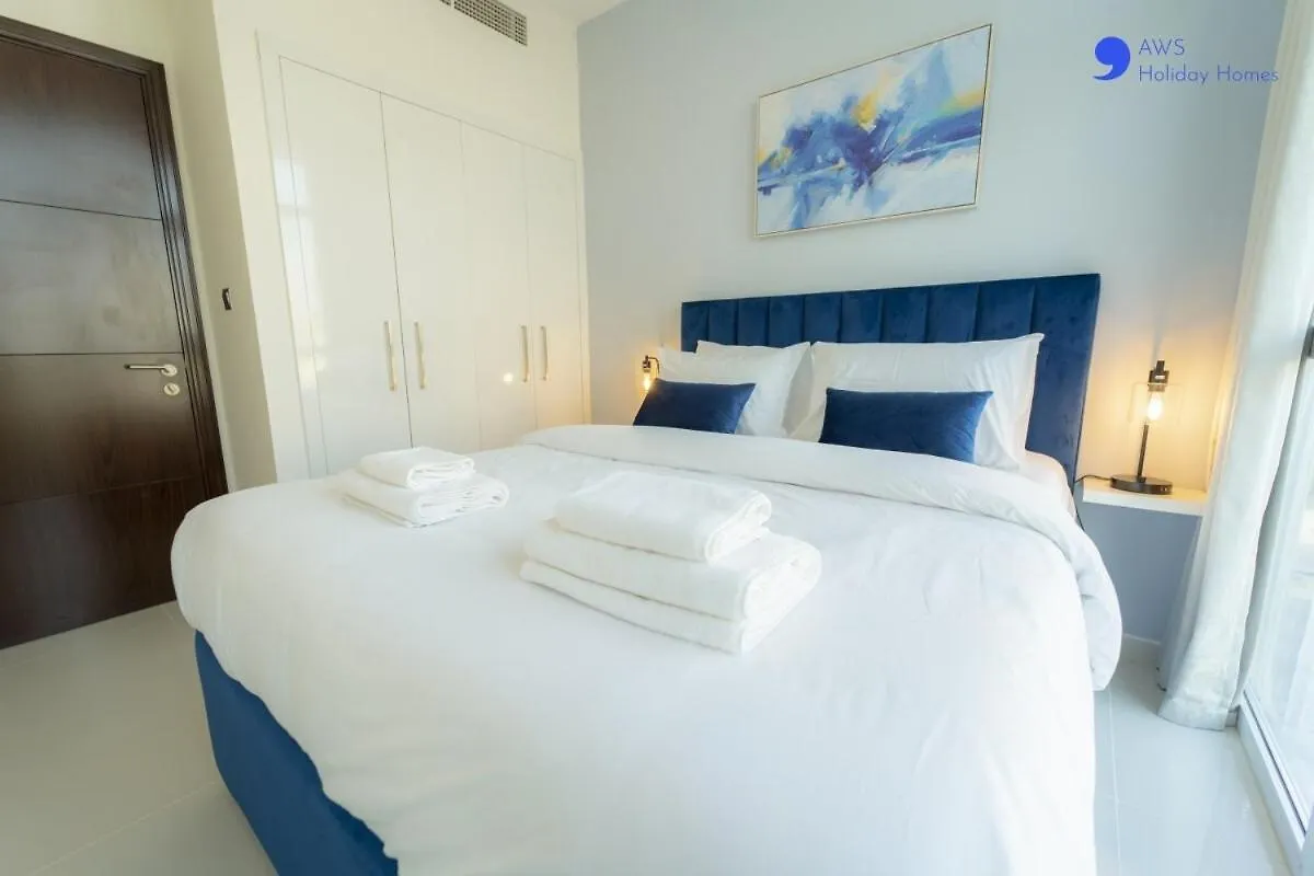 Aws Holiday Homes - Elegant Townhouse With Garden Dubai Villa