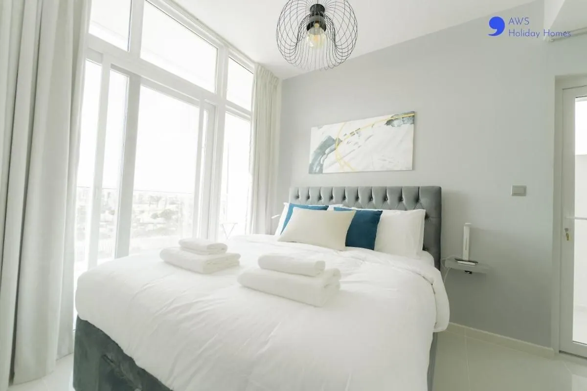 Aws Holiday Homes - Elegant Townhouse With Garden Dubai