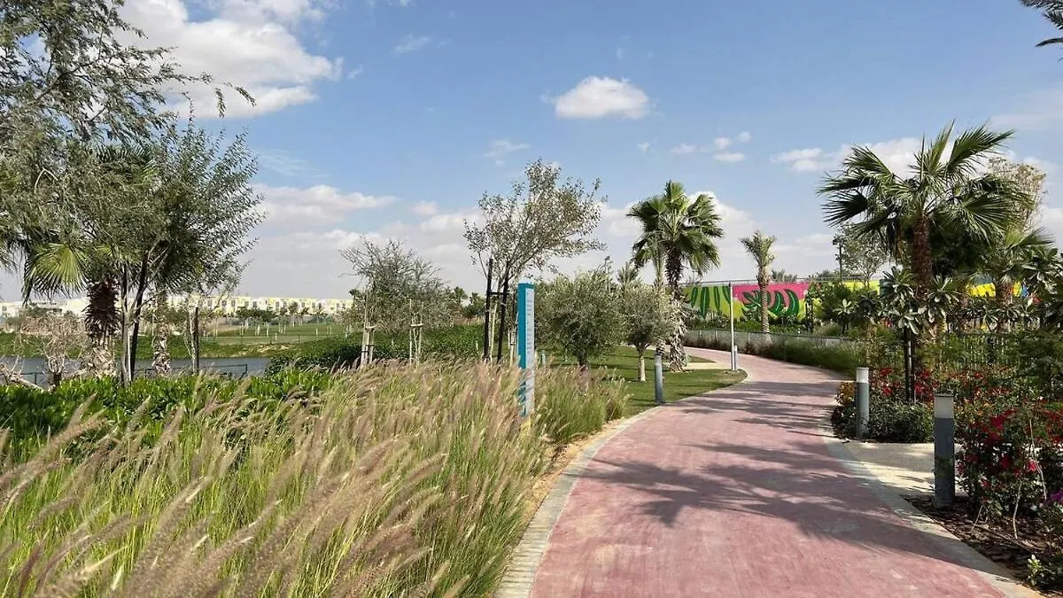 Aws Holiday Homes - Elegant Townhouse With Garden Dubai 0*,