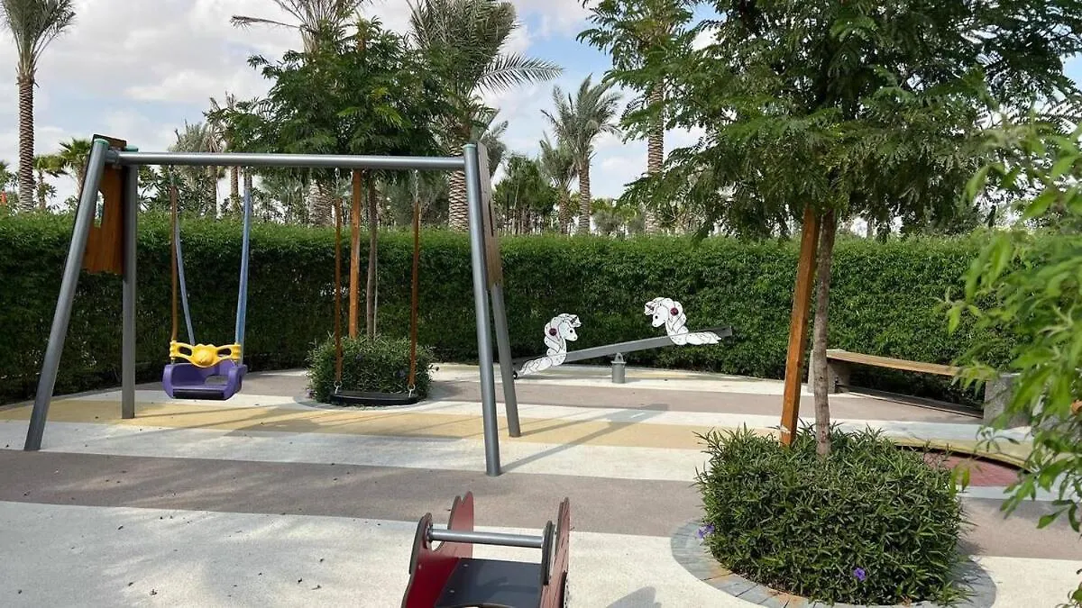 Aws Holiday Homes - Elegant Townhouse With Garden Dubai United Arab Emirates
